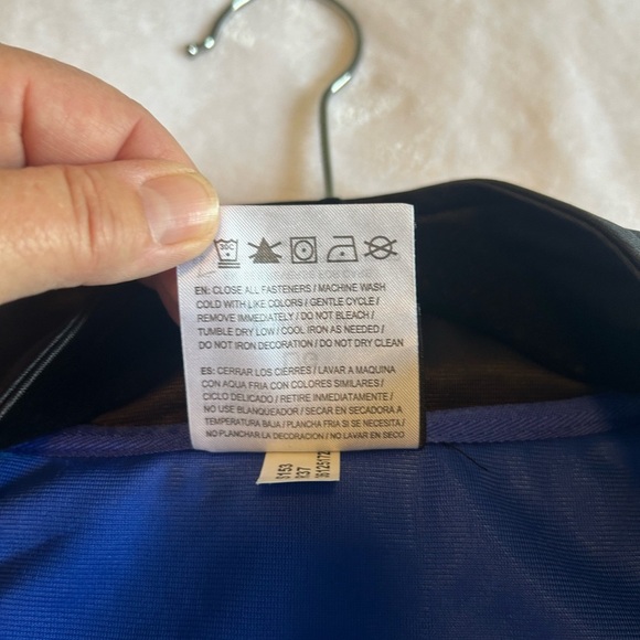 And 1 blue and black zipper sweat jacket size L - Picture 7 of 7